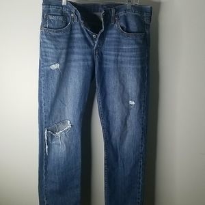 Levi 501 Tapered butterfly   W31L28 EUC